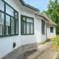 Eladó családi ház központi elhelyezkedéssel Bólyon