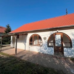 Kiadó családi ház Dunaszekcsőn